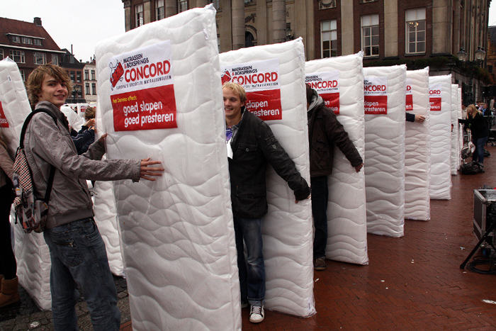 Grote Markt: één groot matras voor studenten