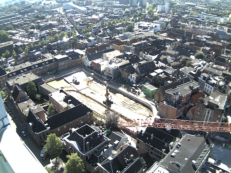 Ondanks hitte gaat werk door aan grootste zandbak van Nederland in Groningen