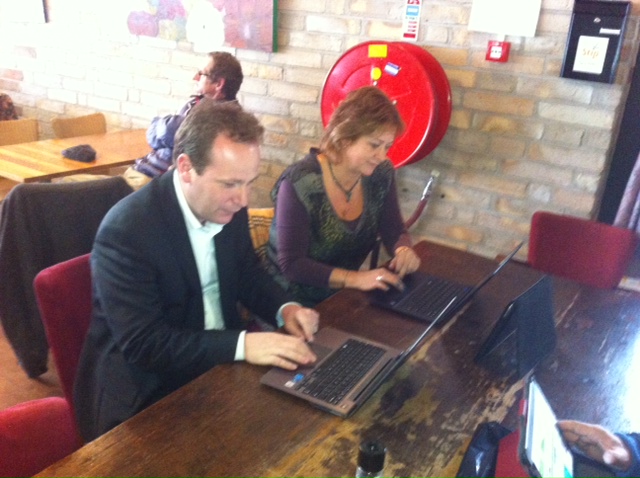 Moet het Groninger Forum commercieel? Unieke stemwijzer voor stad-Groningers