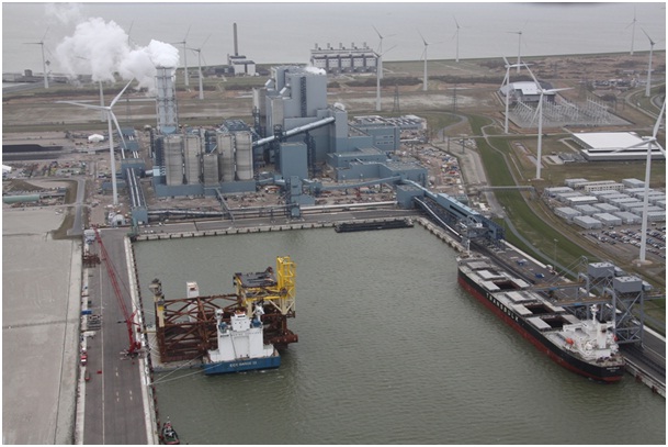 Eemshaven ontvangt eerste kolenschip voor RWE