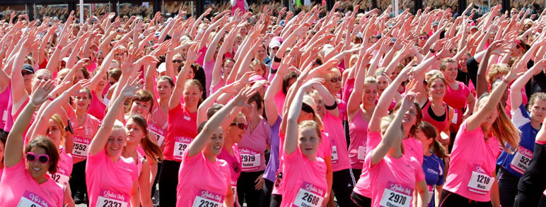 Zondag: mooiste vrouwenloop van Groningen; Grote Markt kleurt voor 7e keer roze