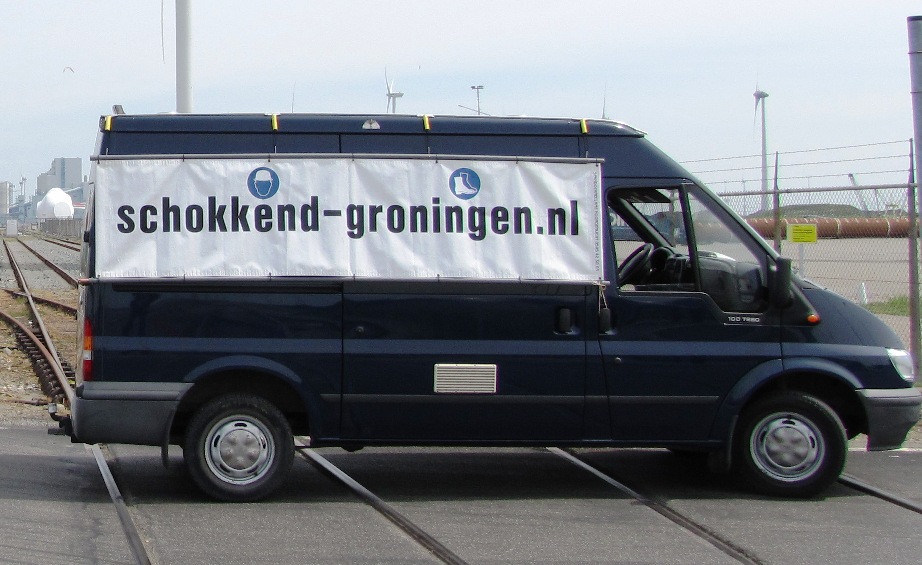 Actiebus Schokkend Groningen total loss na ongeval