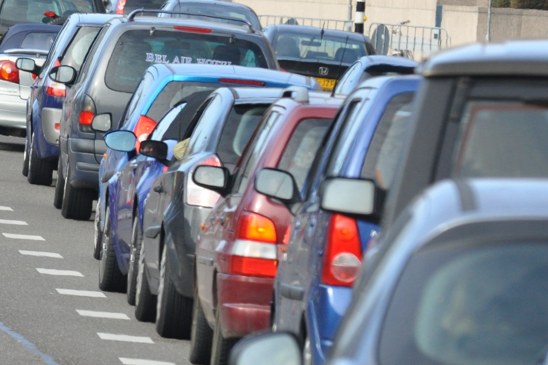 Zondag opnieuw verkeersinfarct in stad? Niet alleen deel A28, ook N7 bij Gasunie deels dicht
