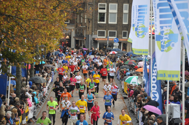 Half Groningen in de stress: vanmiddag start 4Mijl