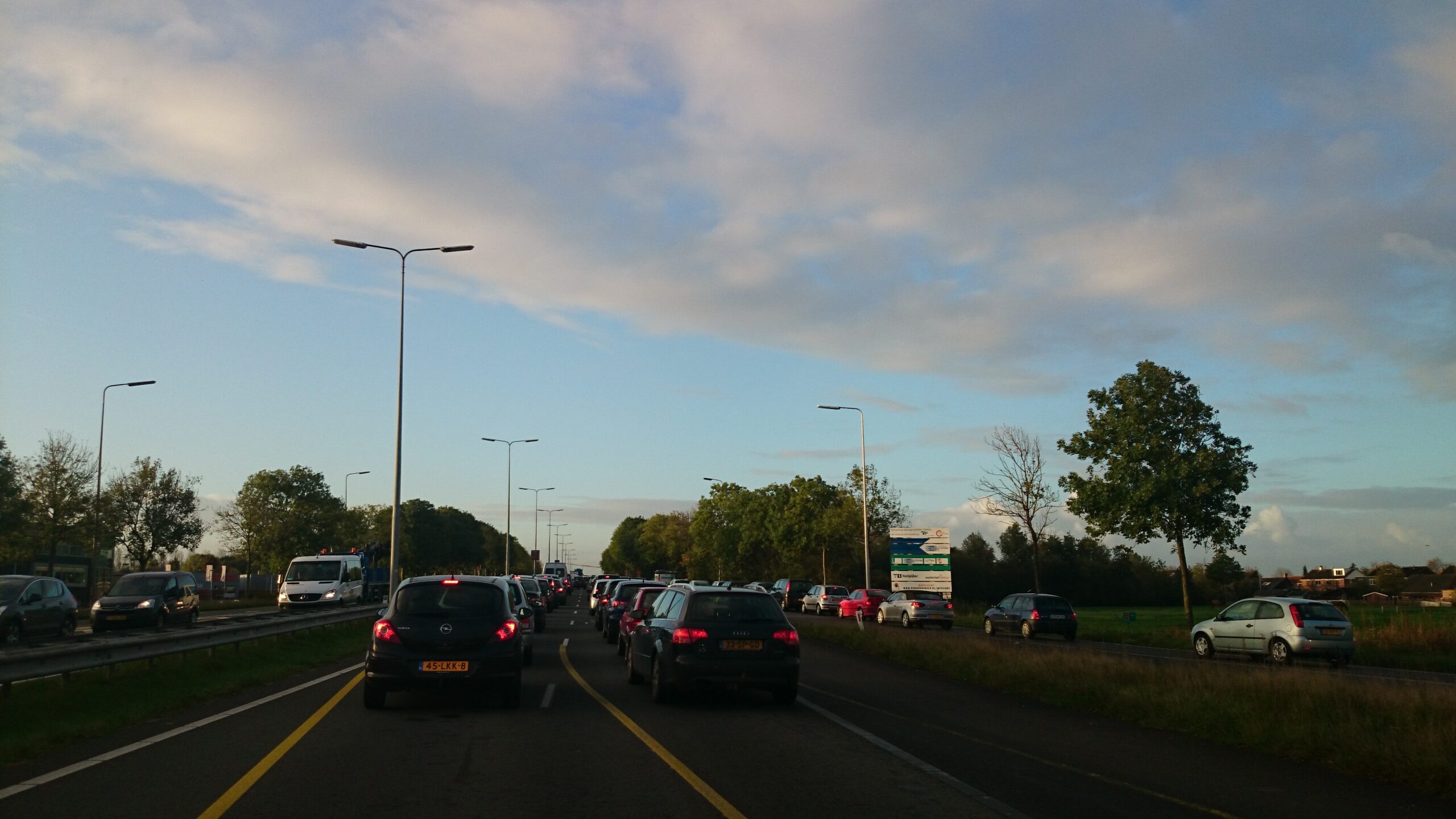 Lange files rond Groningen: van Julianaplein tot Eemshavenweg