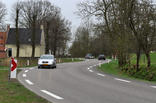 Nieuwe  rotonde en weg tussen Ranum en Mensingeweer
