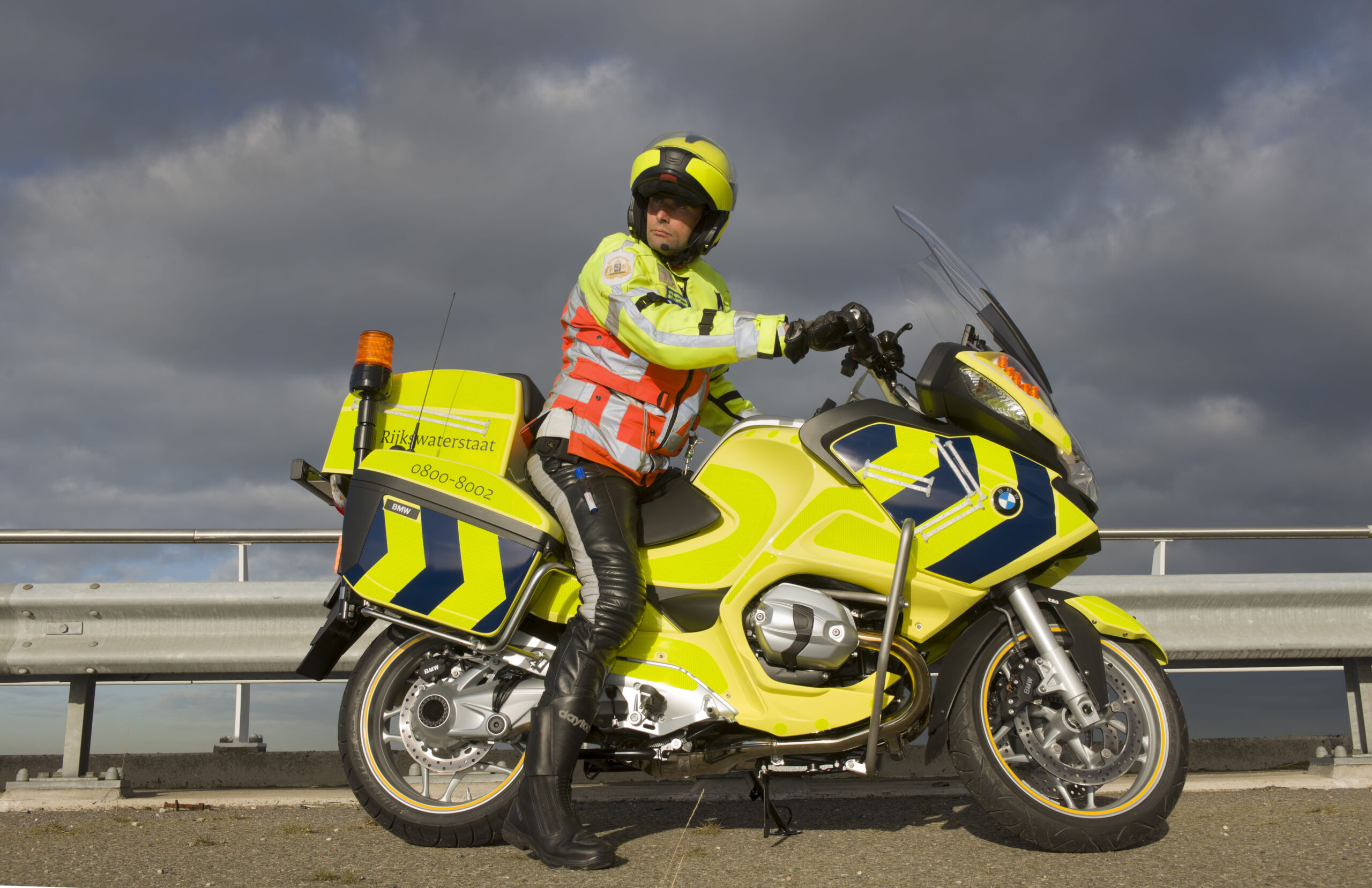 Gele motoren met zwaailamp straks ook actief in Groninger binnenstad