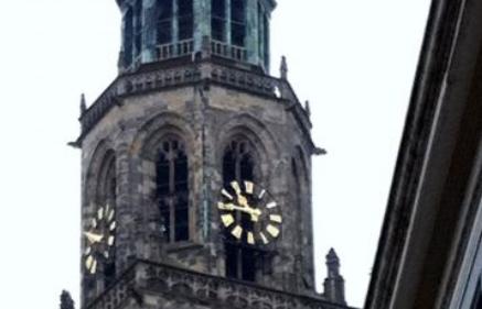 Martinitoren wordt 'gigantisch potlood'