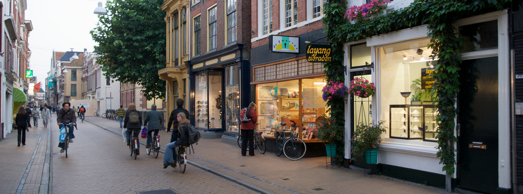 2. De Kijk in  't Jatstraat