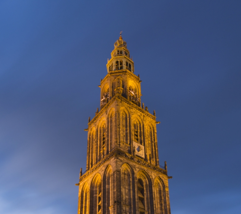 Plan voor feeëriek verlichte Martinitoren