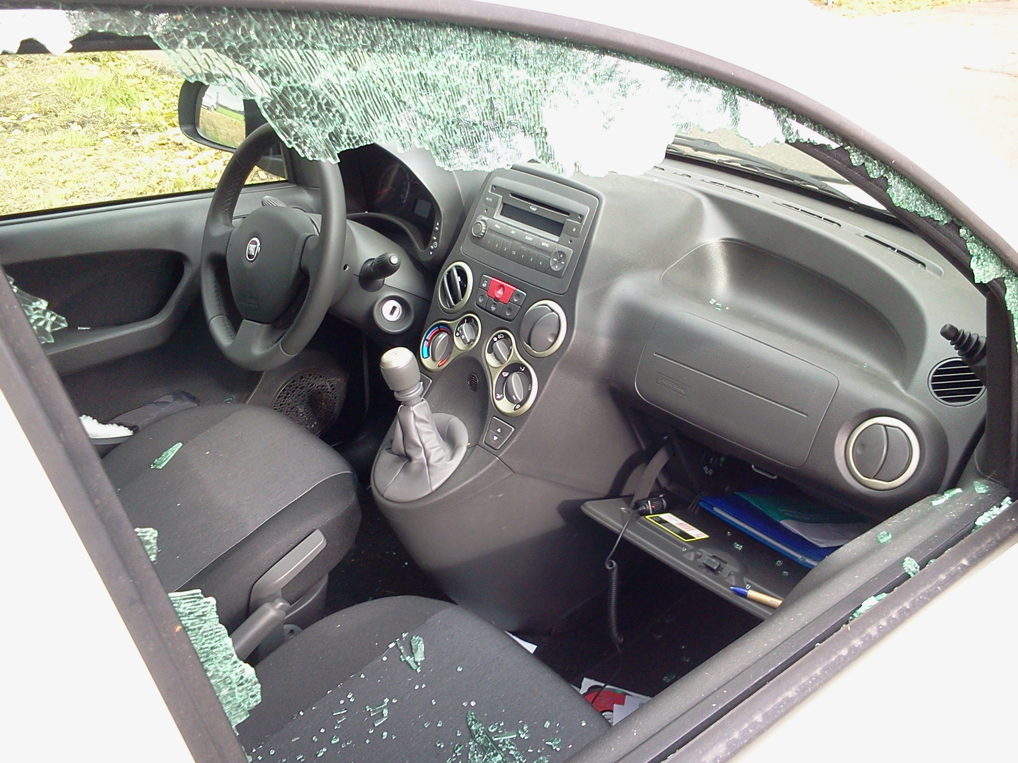 Politie voorkomt autoinbraak Bornholmstraat