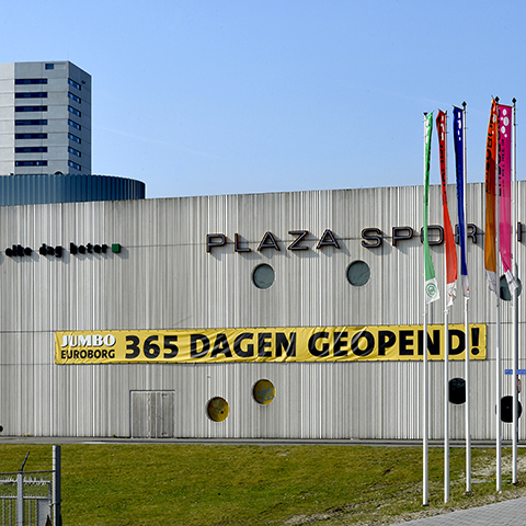 Jumbo en Euroborg in Groningen ontruimd na dreigingsmelding