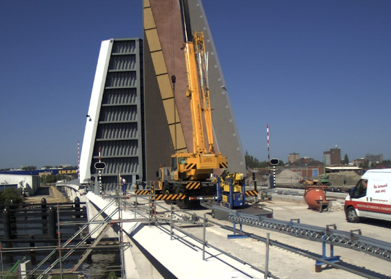 Sontbrug zaterdag voor iedereen te bekijken tijdens de Dag van de Bouw