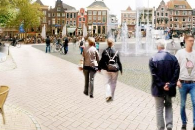 Grote Markt Groningen busvrij; mogelijk met fontein, golfkarren en lopende banden