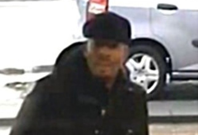 Groningse politie publiceert foto gewapende supermarktovervaller