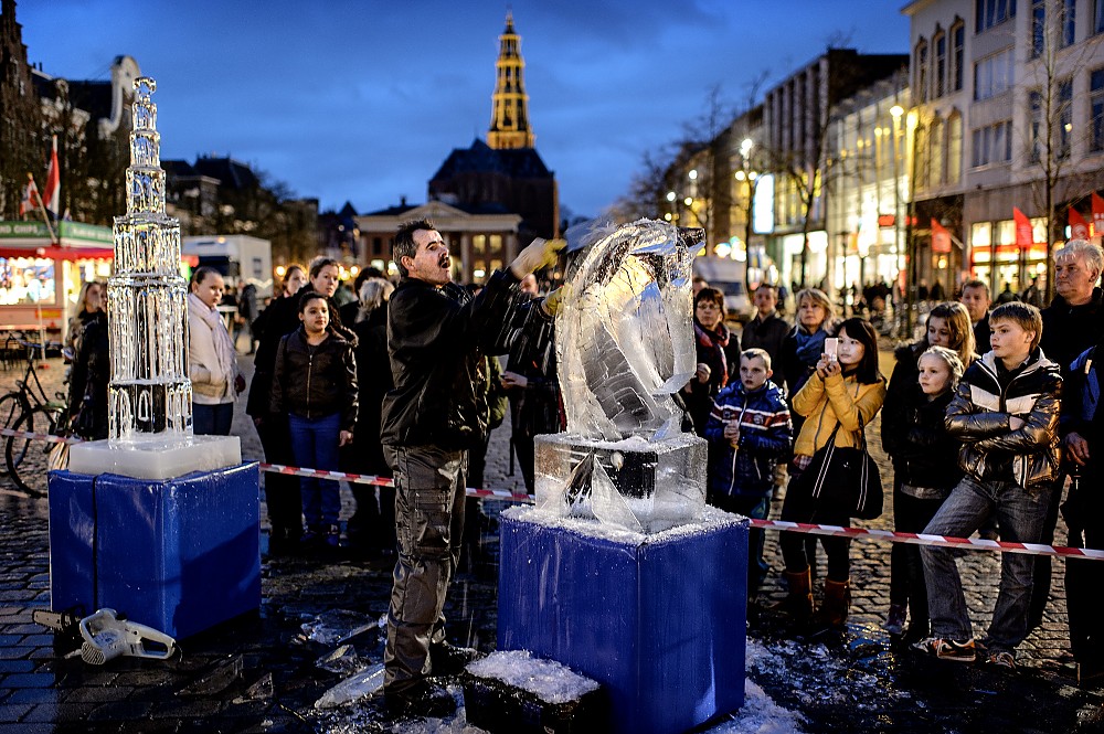 IJssculpturen op Vismarkt