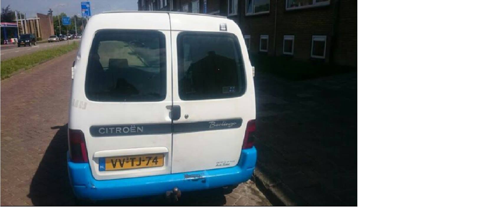 Groningse politie op zoek naar auto met opvallende blauwe achterbumper