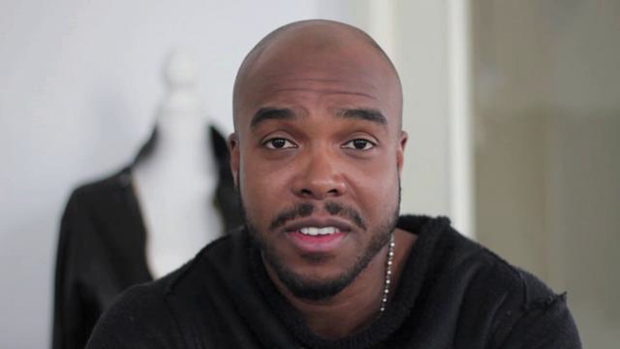 Kurt Elshot wordt bevraagd in Euroborg; oud-voetballer centraal bij avond Sport in Stad