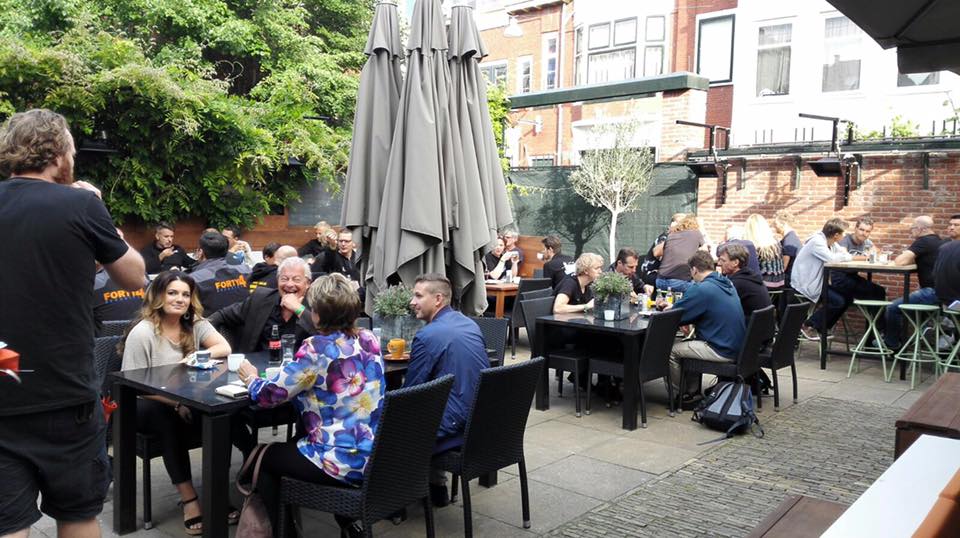 Stadscafé Pronk: nieuwe trekpleister aan de Vismarkt