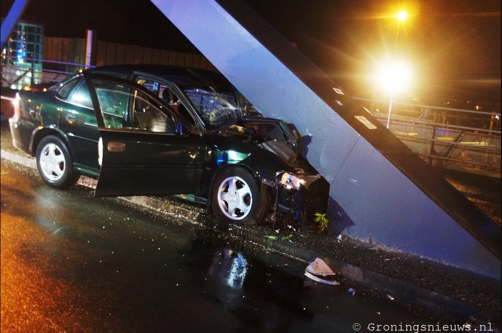 Man zwaargewond na ongeval op Emmaviaduct
