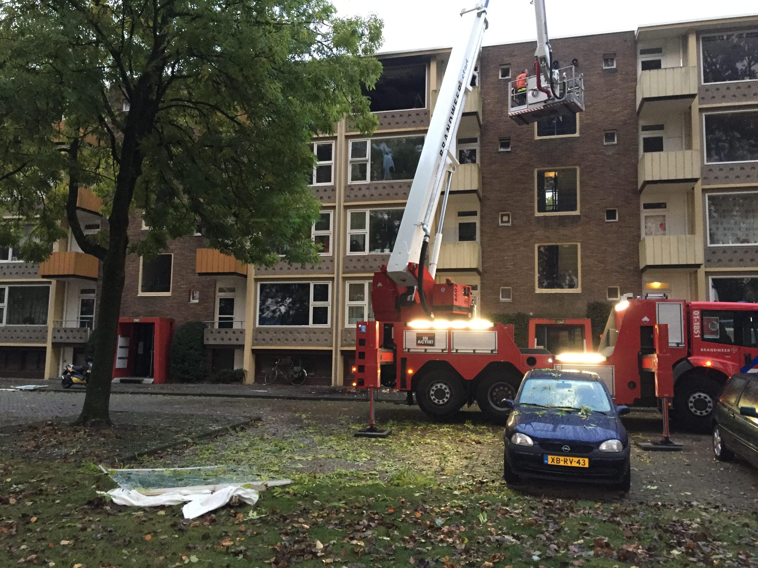 Explosie in flat West Indischekade