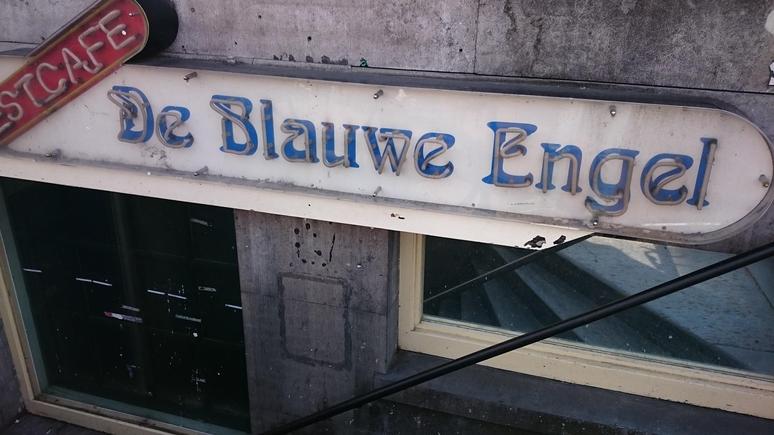 't Vaatje heropent de deuren in pand de Blauwe Engel
