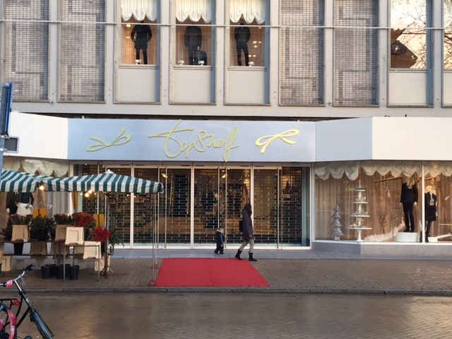 Topshelf blijft langer open