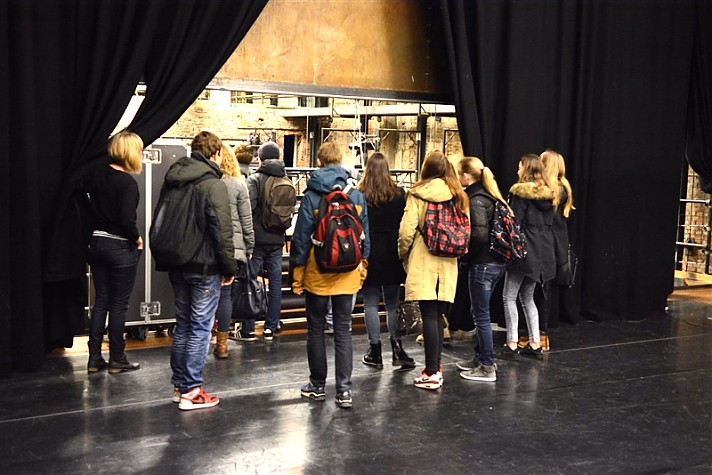 Groningse HAVO en VWO scholieren op bezoek bij bedrijven: duizend deelnemers aan ‘ChecktheBizz’