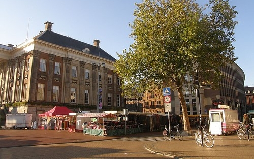 Warenmarkt mogelijk permanent op de Vismarkt