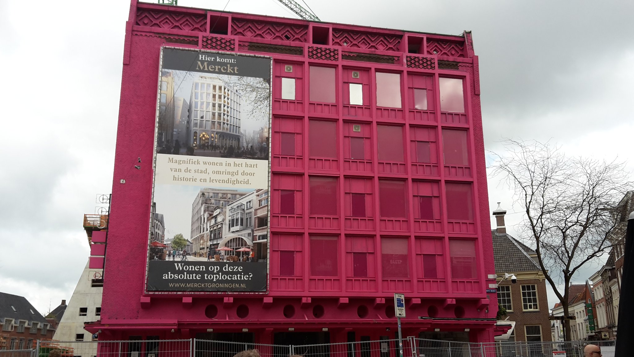 Sloop roze pand begint maandag