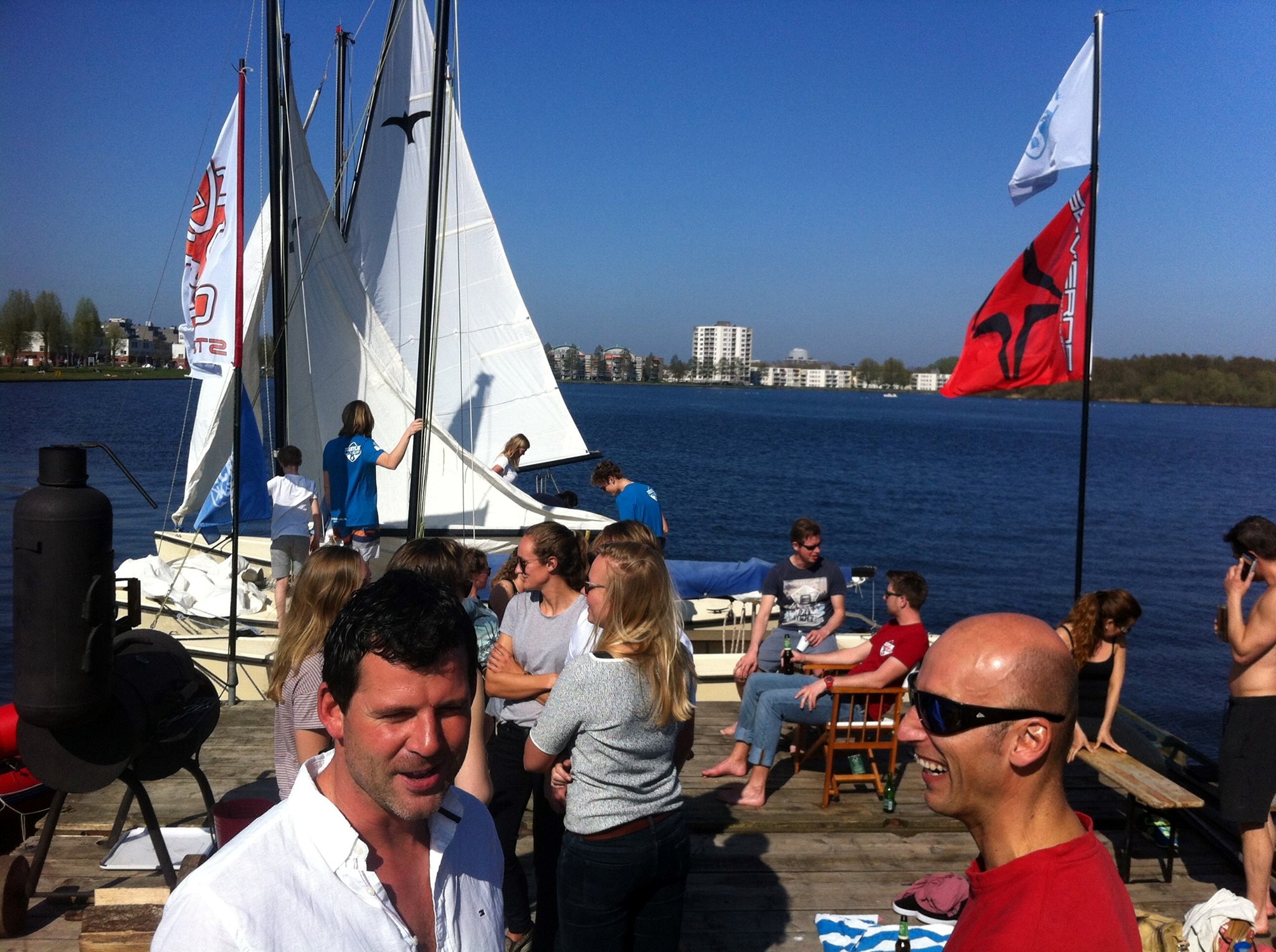 Surfhuis Teuntje de Slak': zeilbootjes te huur op Hoornsemeer