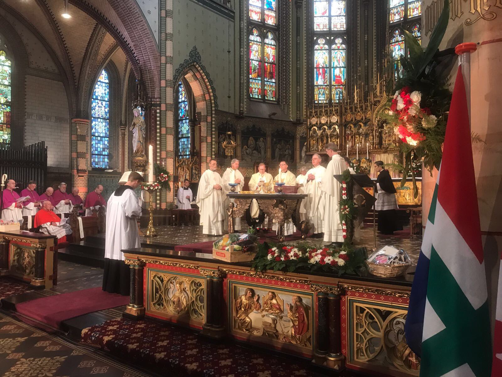 Klokken beieren voor nieuwe bisschop Groningen – Leeuwarden