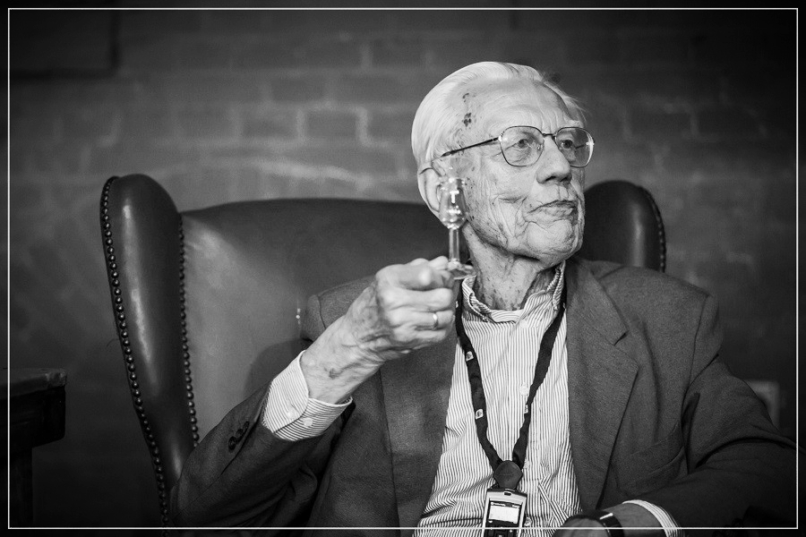 Hero Jan Hooghoudt op 88-jarige leeftijd overleden