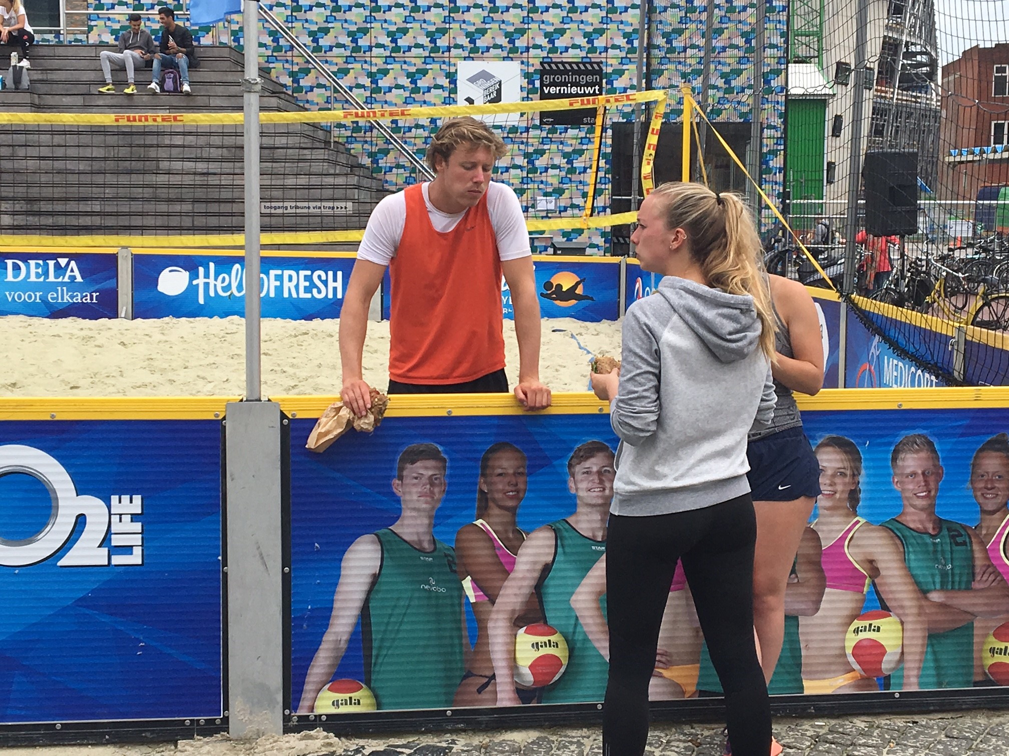 Beachvolleybalclinics op Grote Markt