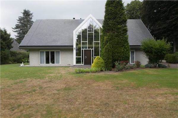 Groningse villa van Arjen Robben wordt te groot