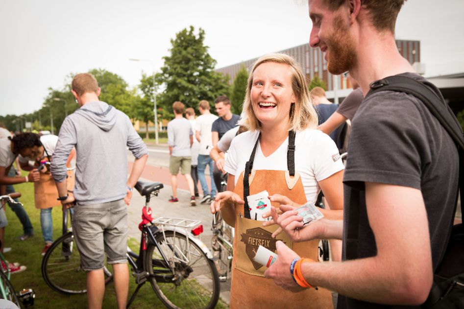 Brakke studentenfietsen gratis gerepareerd tijdens KEI-week