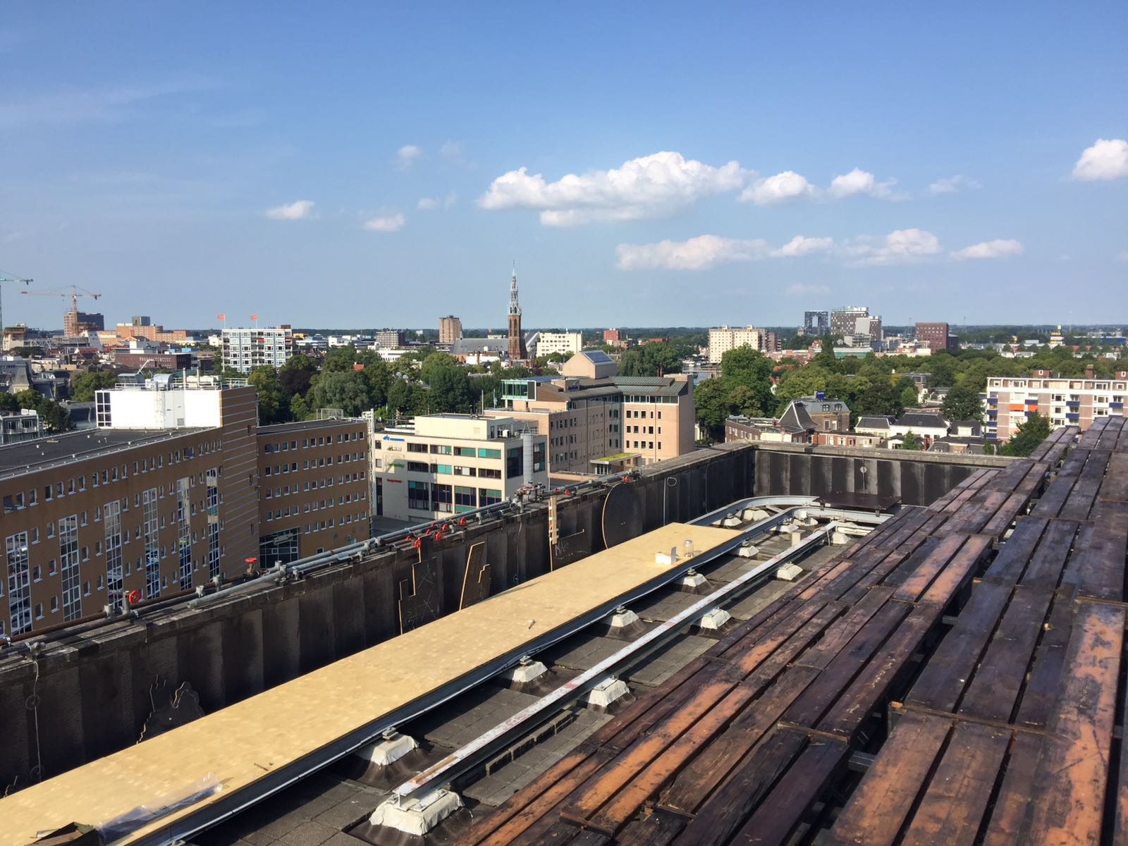 Noorderzon-voorstelling op dak van The Big Building