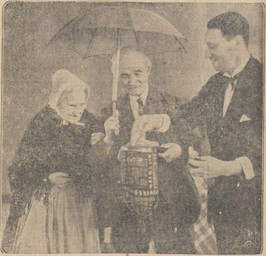 Ben Ali Libi (rechts op deze oude kranten-foto. Bron: Wikipedia).