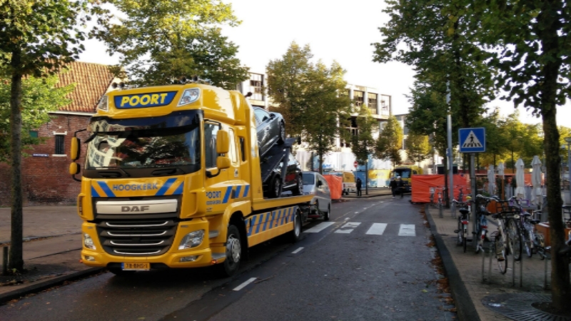Berging auto’s uit parkeergarage begonnen