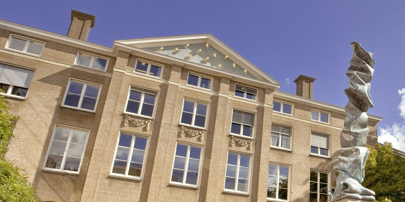 Nederlands blijft gelijkwaardig aan Engels bij Rijksuniversiteit Groningen