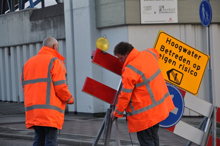 Code oranje en coupures bij Delfzijl gaan dicht