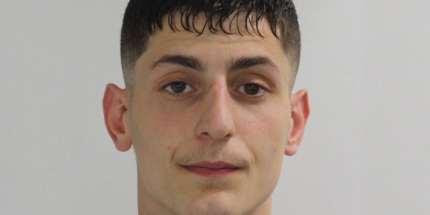 Politie doet inval in vermoedelijke woning van Azim Aynaci