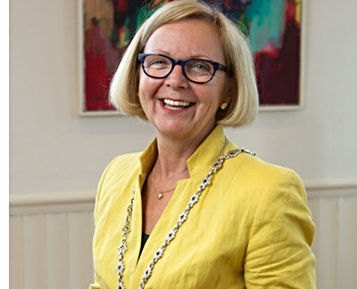 Opinie: In aardbevingsdossier pijlen in Groningen niet naar elkaar schieten maar naar 'Den Haag'