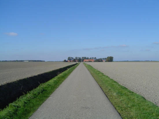 Honderden boeren bereiden megaclaim tegen NAM voor