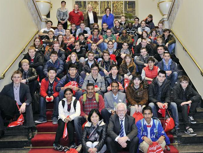 Hopelijk gooit Rijksuniversiteit Groningen het internationale kind niet weg met het Chinese badwater (Commentaar)