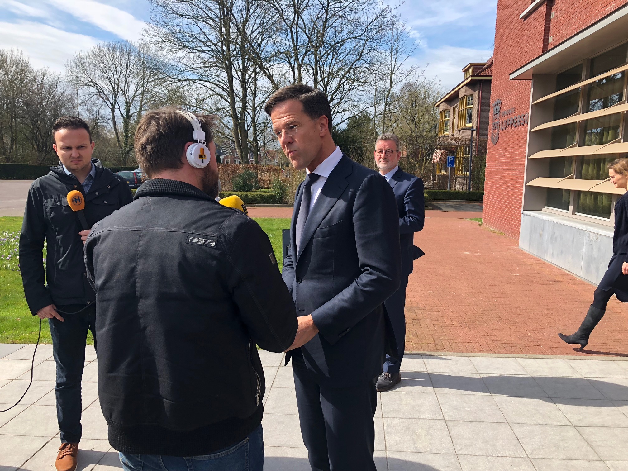 Mark Rutte: ‘Zolang het nodig is, is er geld voor Groningen’
