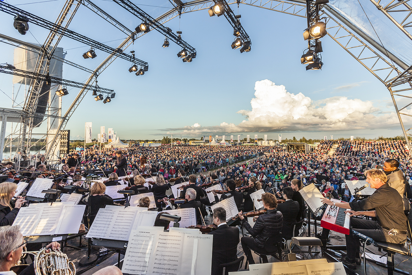 NNO speelt tijdens Pura Vida repertoire van Ede Staal