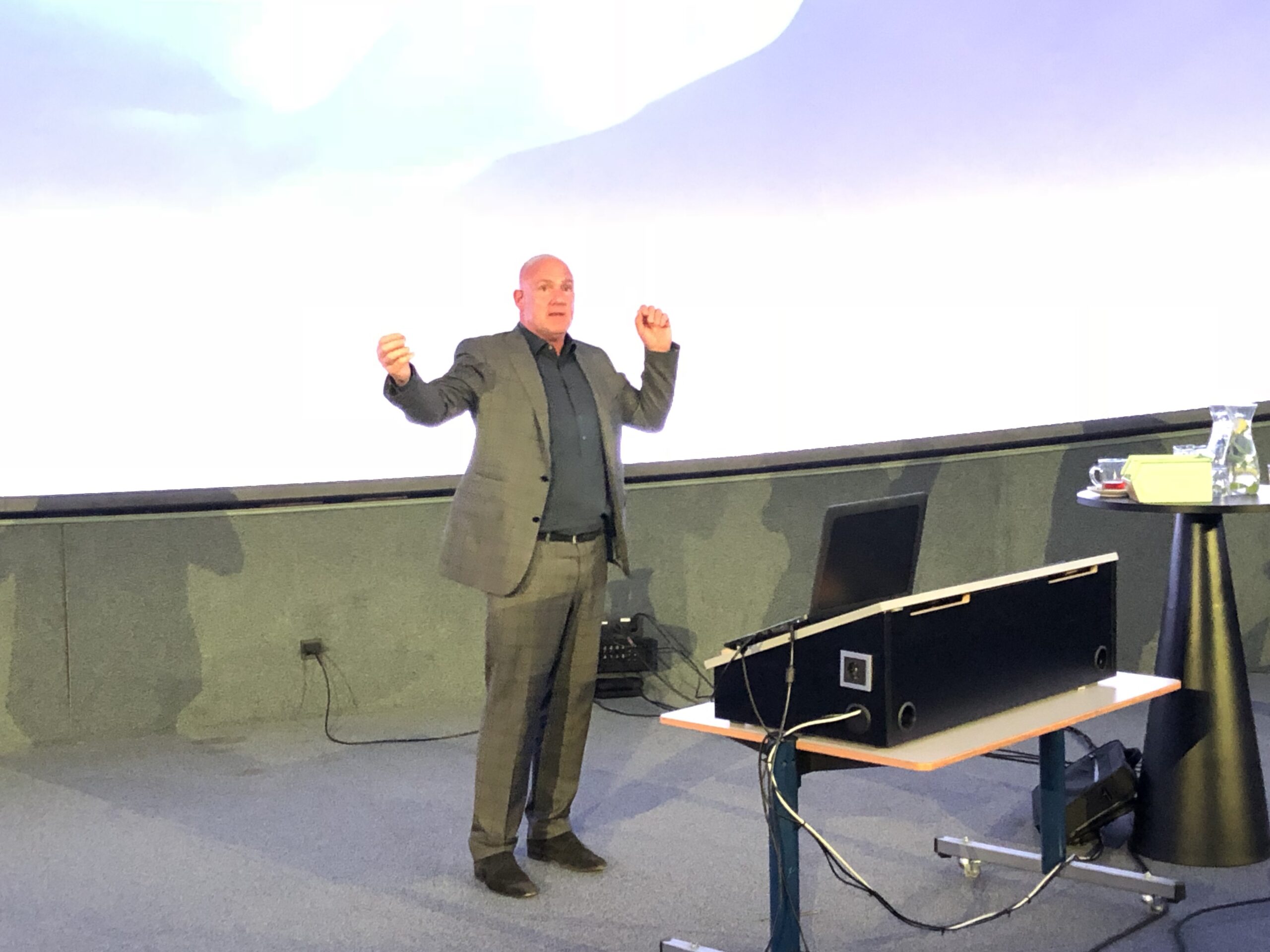 Astronaut André Kuipers inspireert Groningse ondernemers