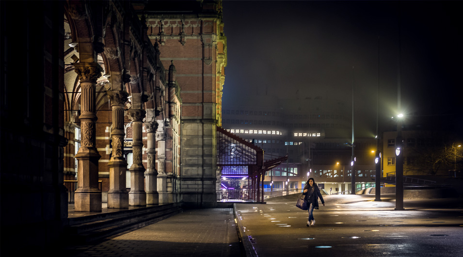 Hoofdstation Groningen by night