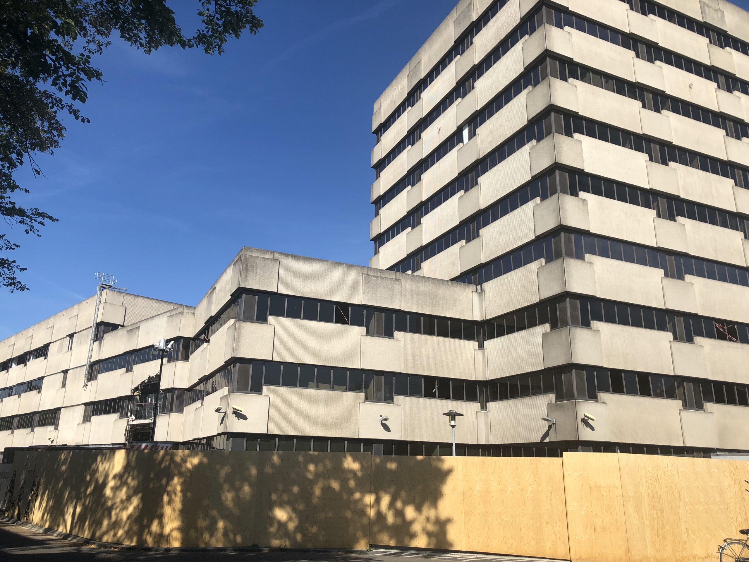 Nog even en een karakteristiek gebouw is verdwenen.